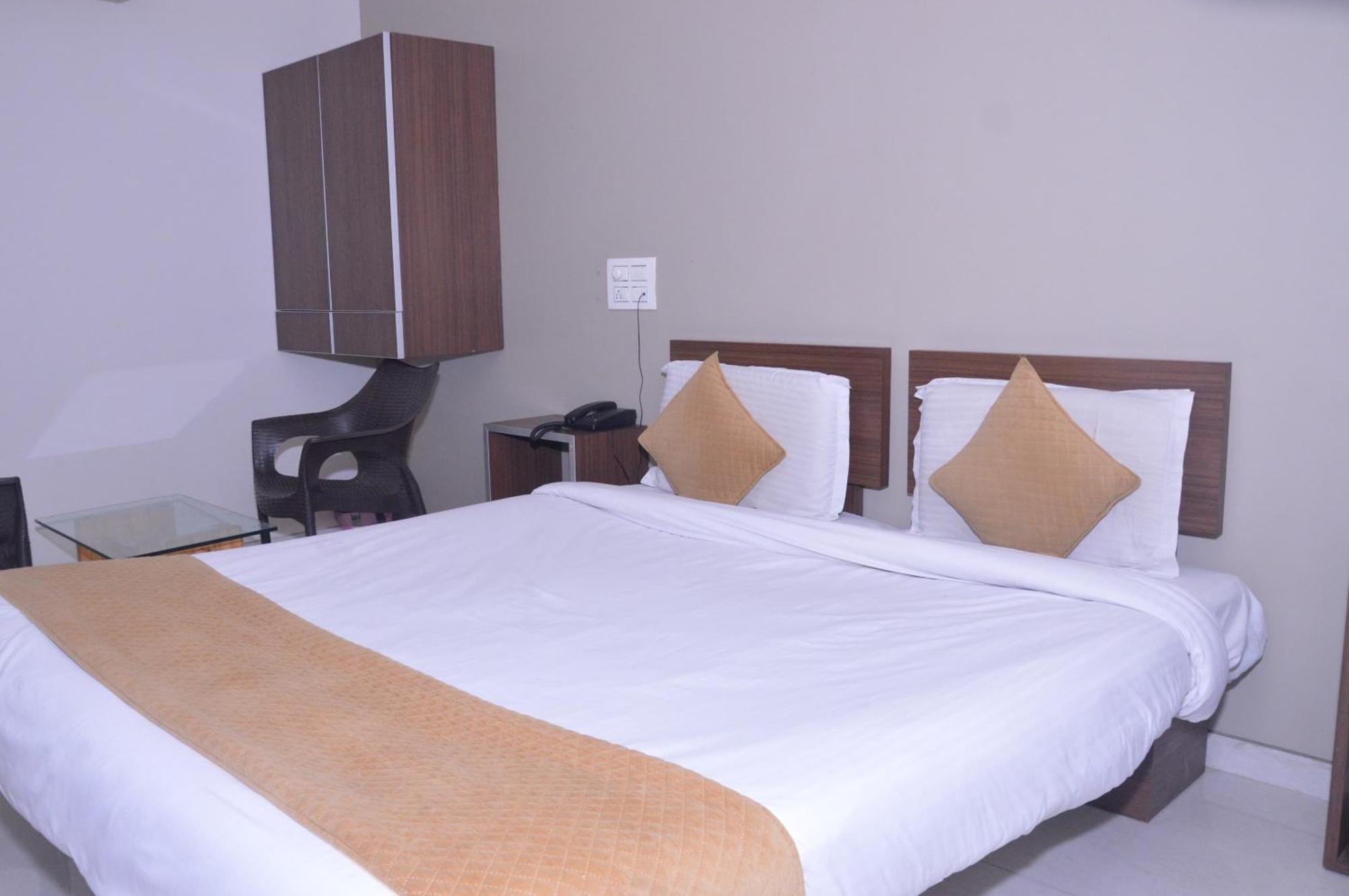Hotel Indrani Chittorgarh Eksteriør bilde